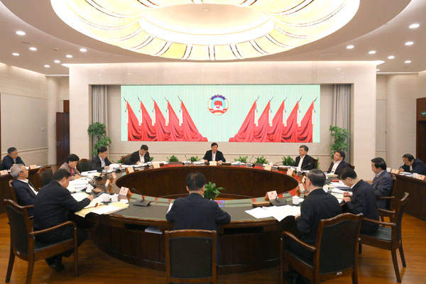 市政协召开十四届十四次高德娱乐主席聚会(图1)